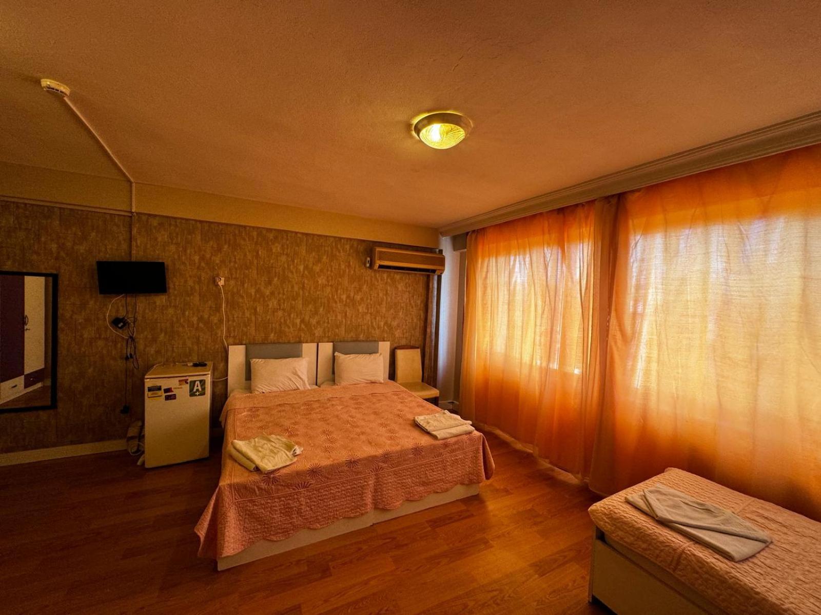 Esen Otel Antalya Buitenkant foto